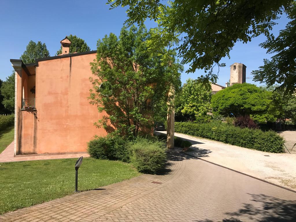 Appartamenti Di Andrea Valeggio sul Mincio Exterior foto